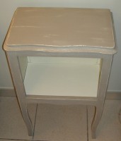 chevet gris taupe patiné